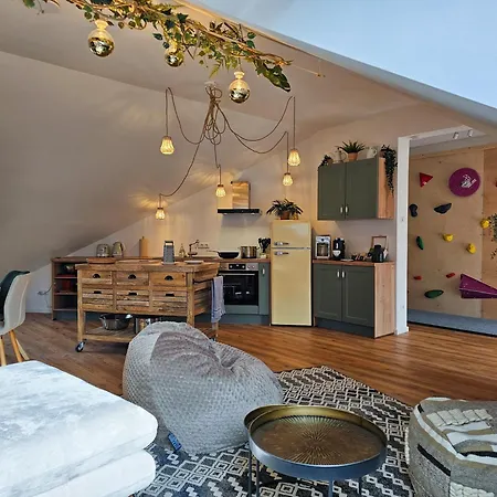 Better L Boho L Kletterwand Apartment